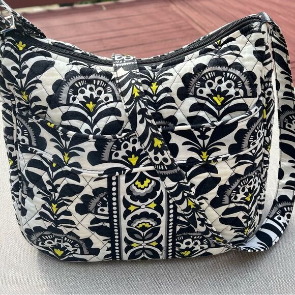 Vera Bradley, black&white w/neon yellow petals crossbody purse,adjustable handle - Picture 6 of 14